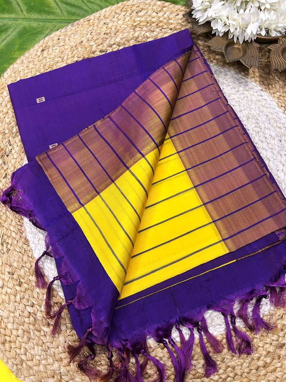Vazhaipattu silk striped saree-without blouse