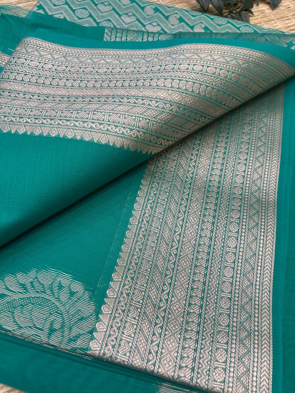 Exclusive silk cotton saree with running blouse 002