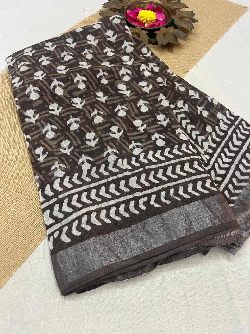Bagru Handblock print Linen Saree with attached Blouse 777B02