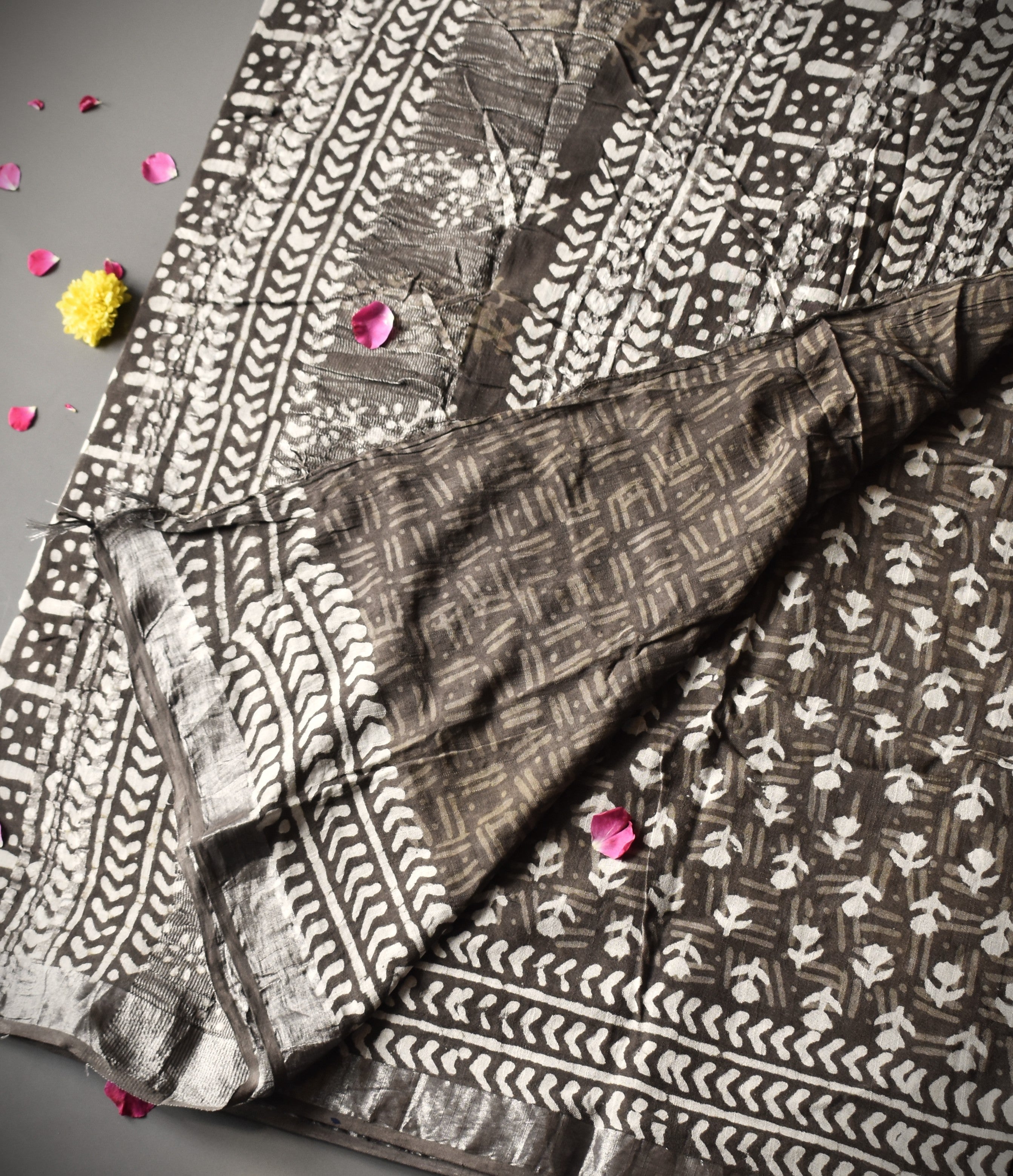 Bagru Handblock print Linen Saree with attached Blouse 777B02