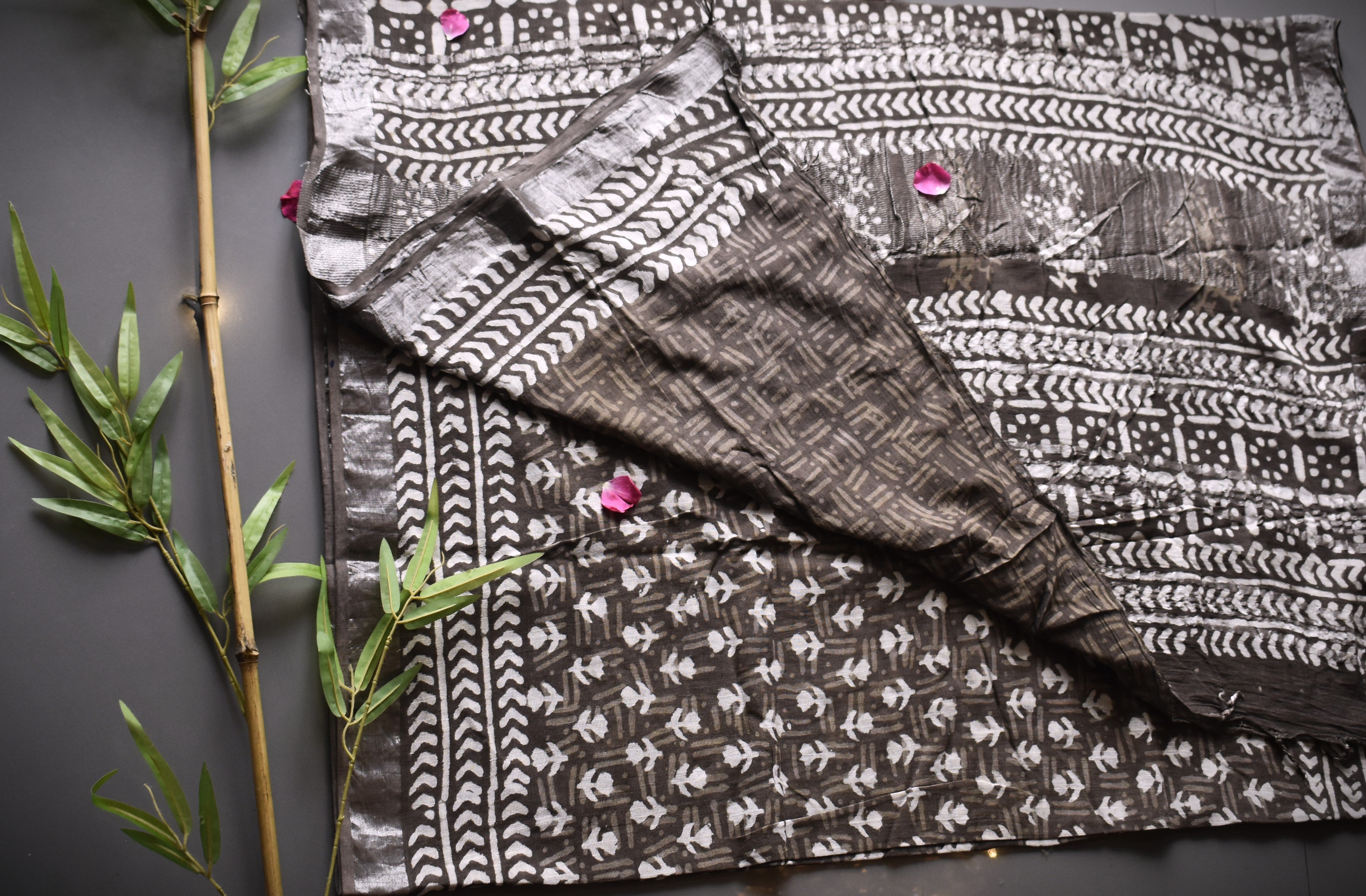 Bagru Handblock print Linen Saree with attached Blouse 777B02
