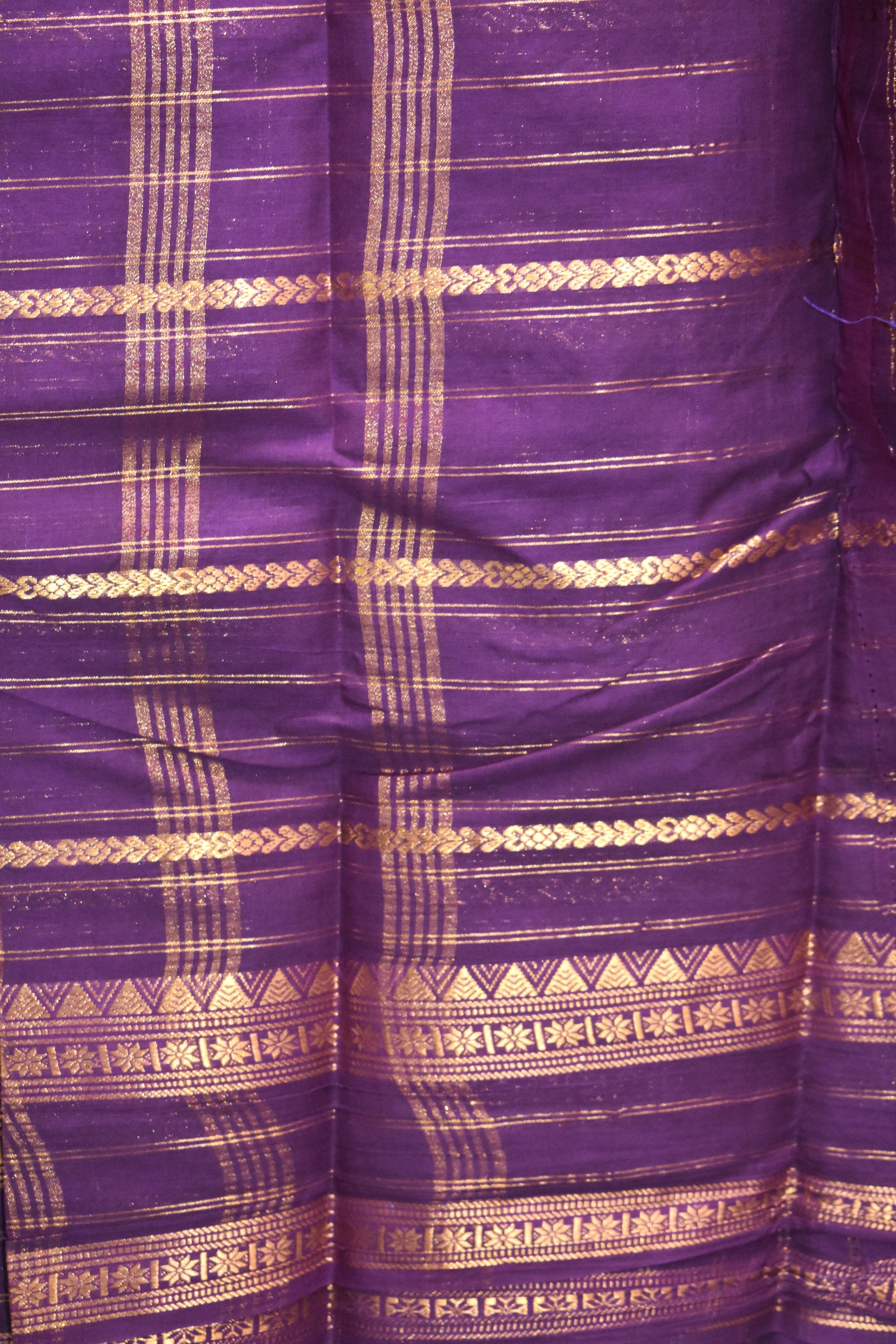 Sungudi velthari zarikattam sarees-with blouse-Pure Handloom sarees