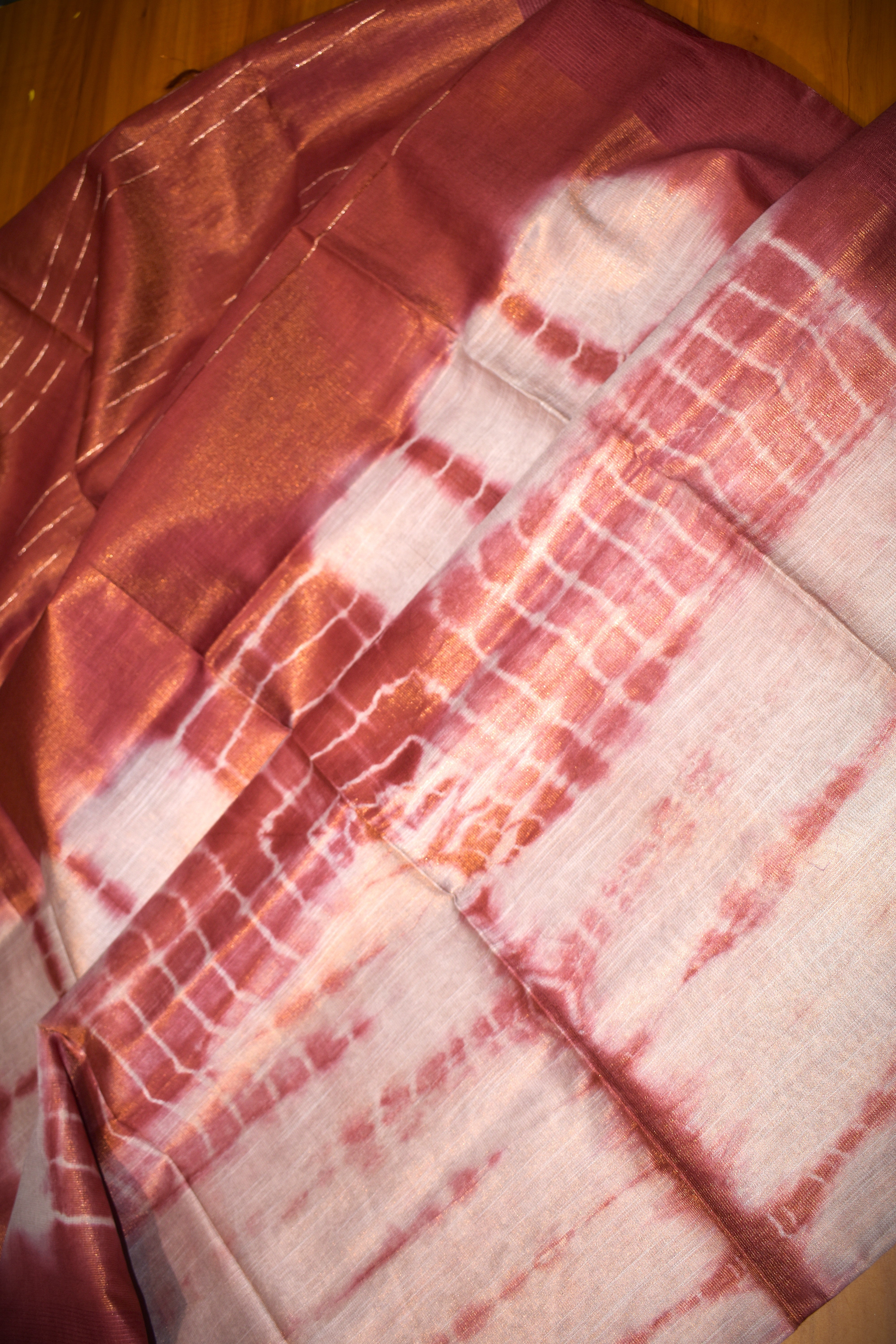 Shimmer Linen Saree