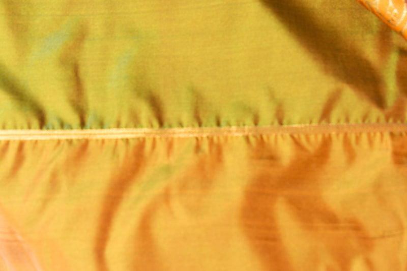 Vaira oosi soft silk sarees 001 | Elegant Traditional Sarees for Women | Krisa Collections