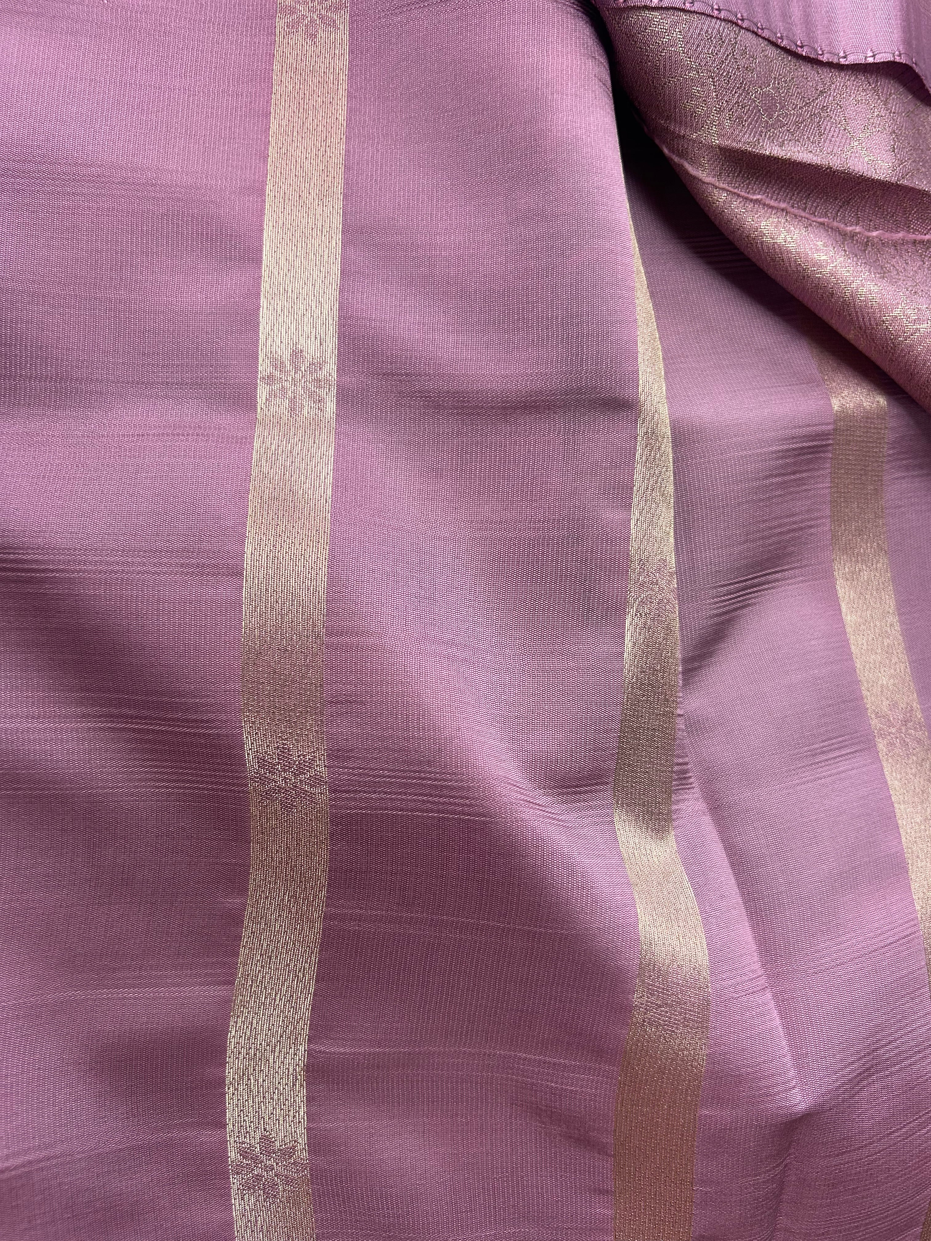 Premium Emerald Green Kanchipuram Silk Saree with Rose Pink Zari Border | Budget-Friendly Traditional Elegance | KRISA COLLECTIONS