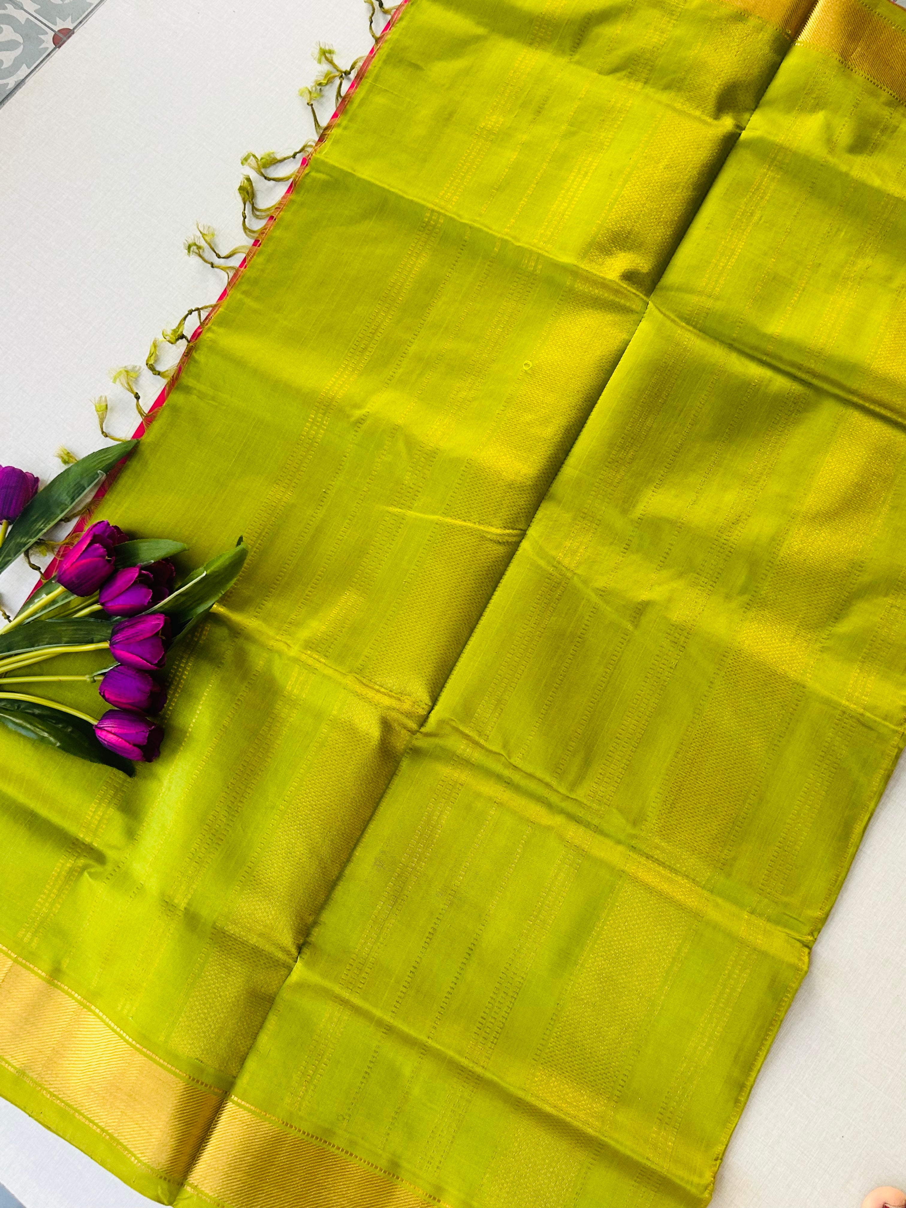 Rani Pink Kanchipuram Silk Cotton Saree with Gold Zari Border | Pure Handloom Kanjivaram Saree with Contrast Lime Green Pallu | Traditional Wedding Saree