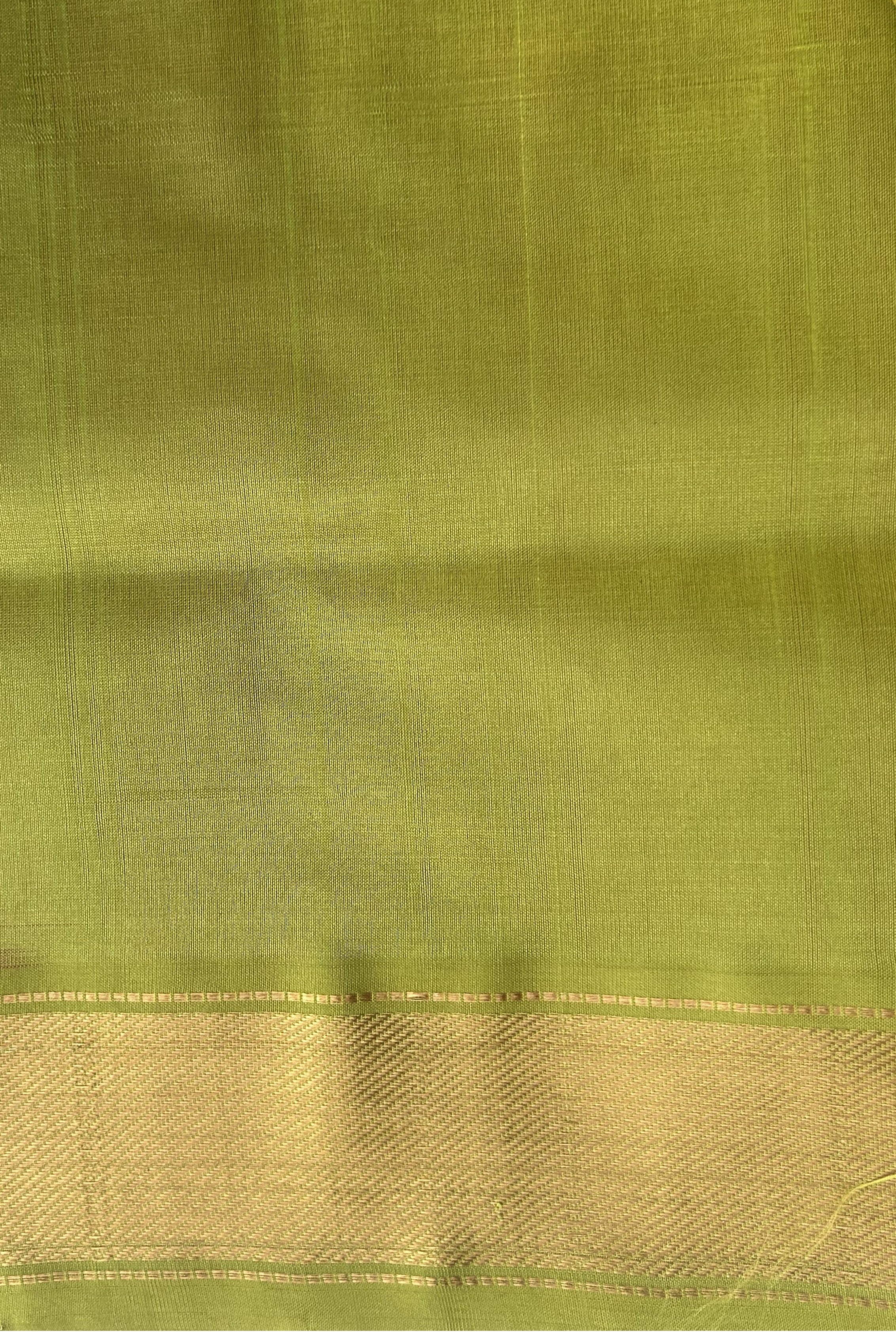 Rani Pink Kanchipuram Silk Cotton Saree with Gold Zari Border | Pure Handloom Kanjivaram Saree with Contrast Lime Green Pallu | Traditional Wedding Saree