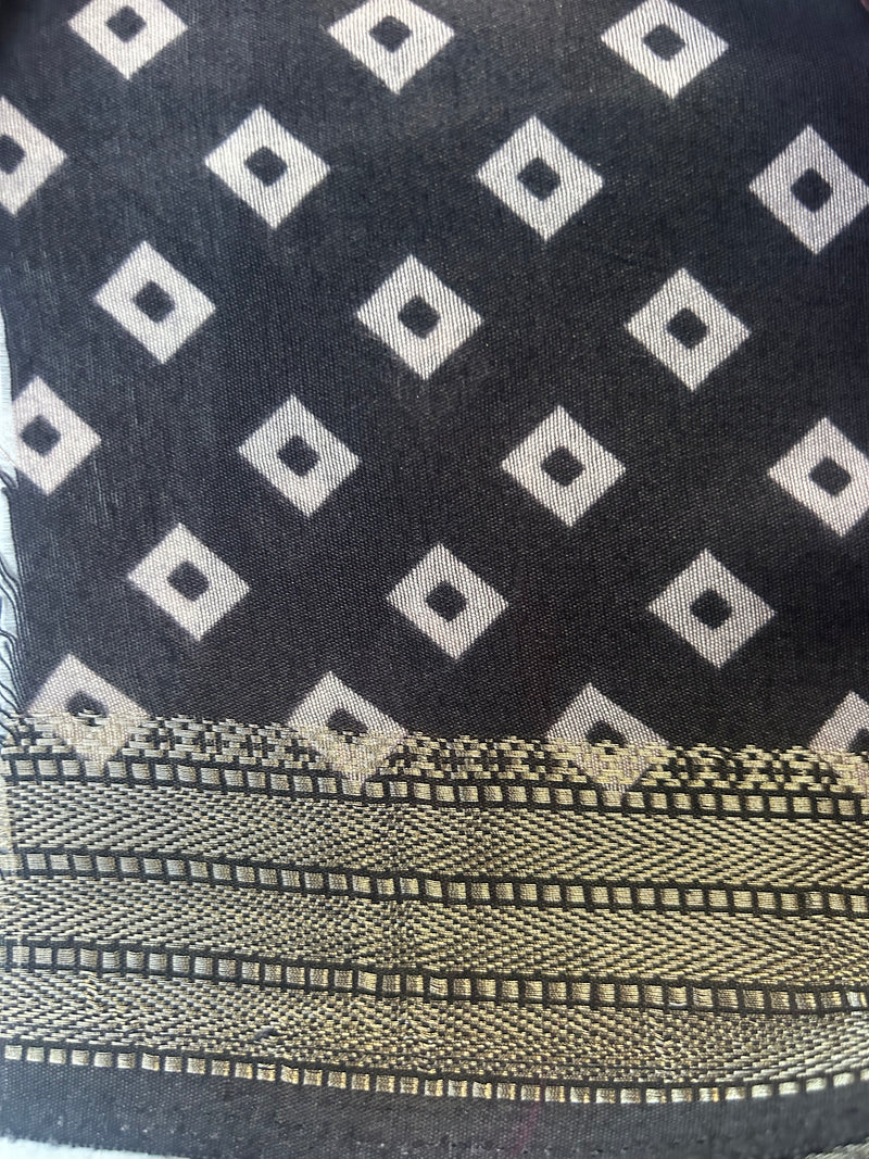 Maroon Mulmul Silk Saree with Warli Print | Tribal Village Motif Saree | Ethnic Rustic Art Saree with Black Zari Border