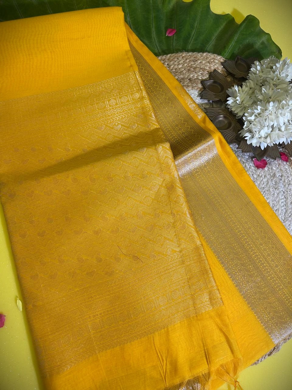Exclusive silk cotton saree with running blouse 003