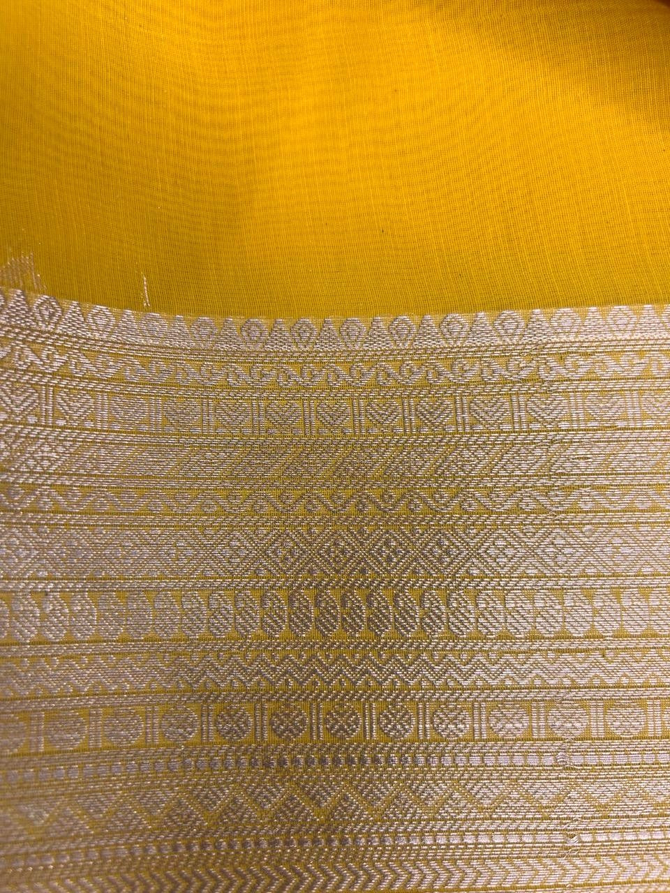 Exclusive silk cotton saree with running blouse 003