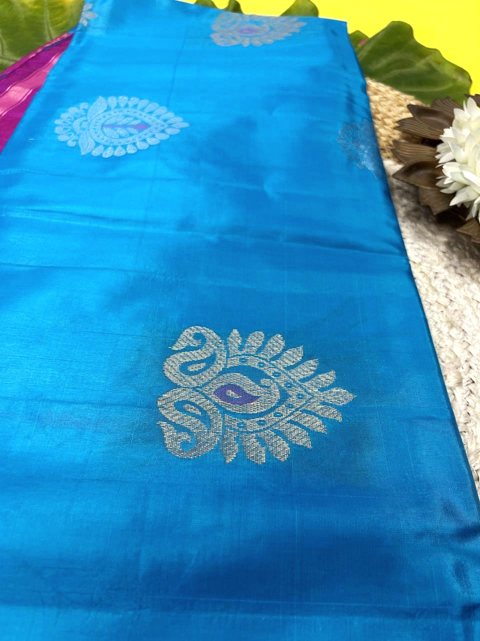 Pure handloom silk saree m002|Light Weight |Krisa