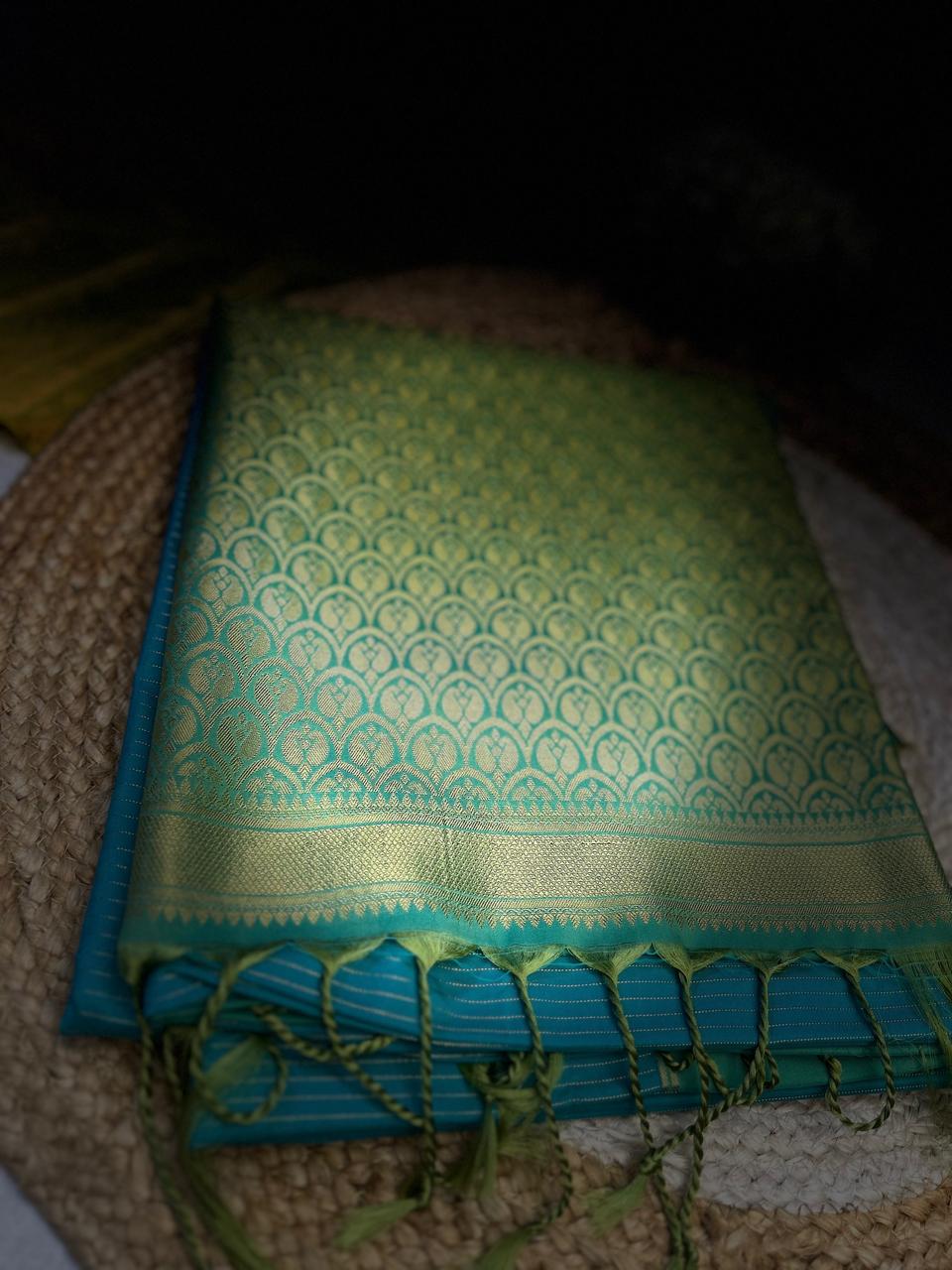 Vaira oosi soft silk sarees 002