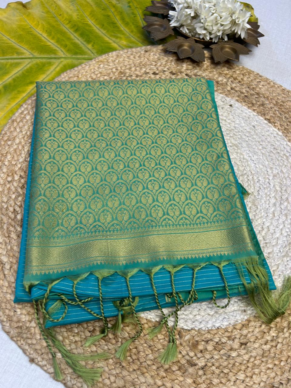 Vaira oosi soft silk sarees 002