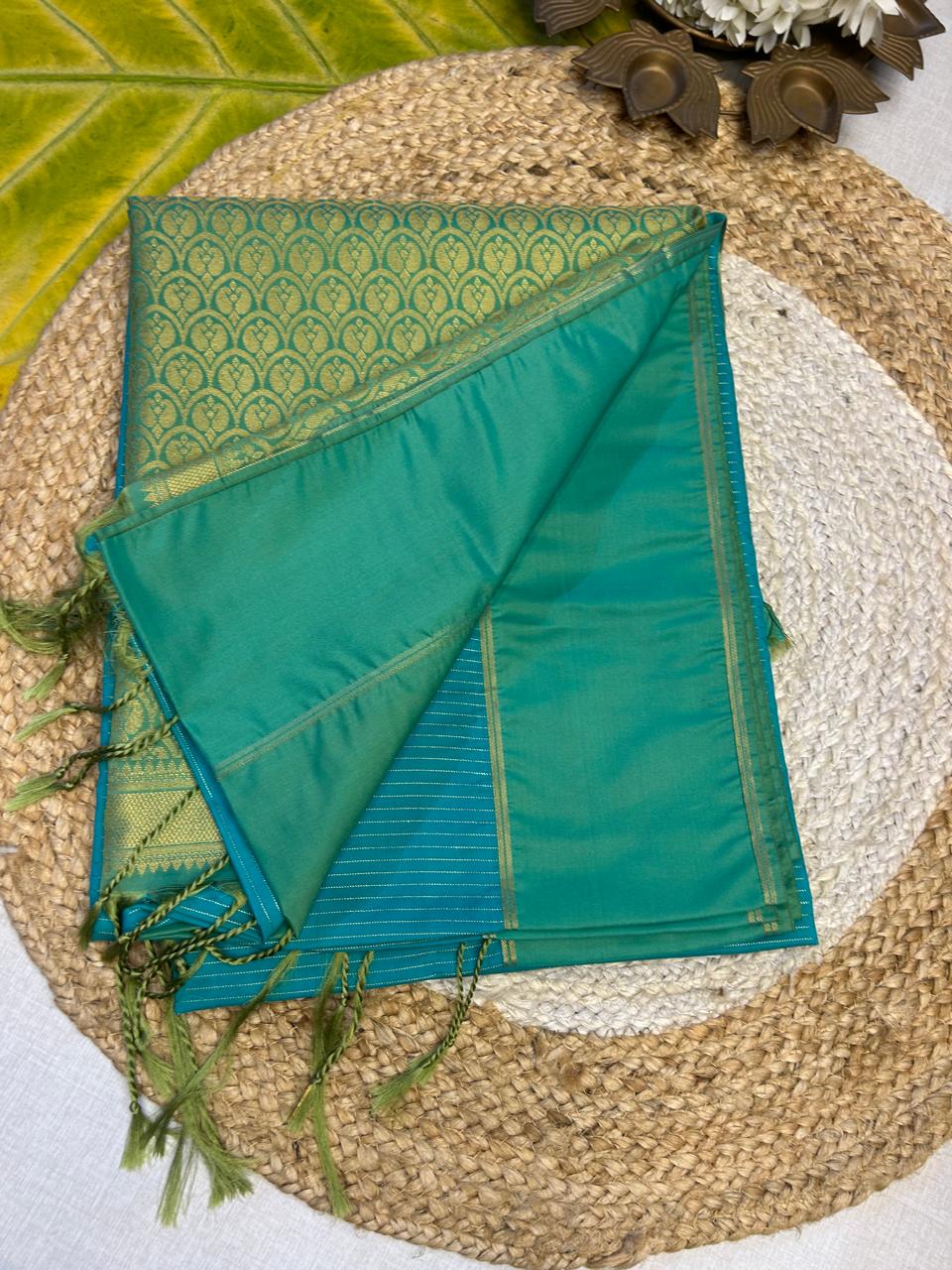Vaira oosi soft silk sarees 002