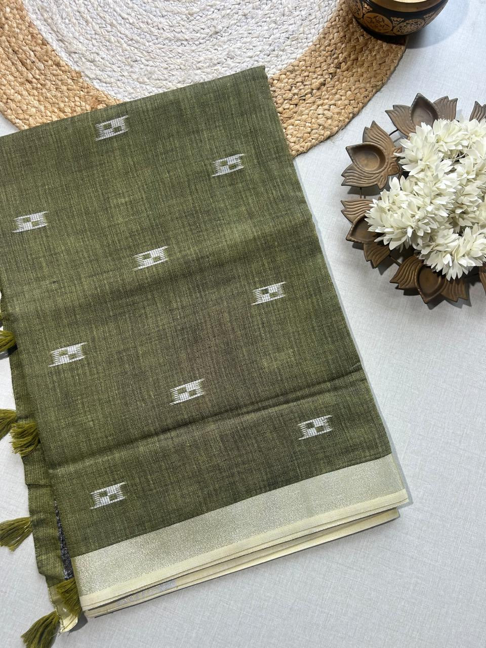 Semi-Linen Saree-Breathable Luxury with Effortless Style | Krisa 002