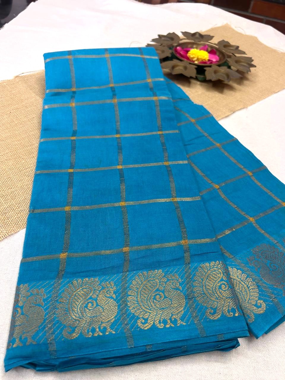 Pavithra Kattam Sungudi cotton saree with peacock border 009