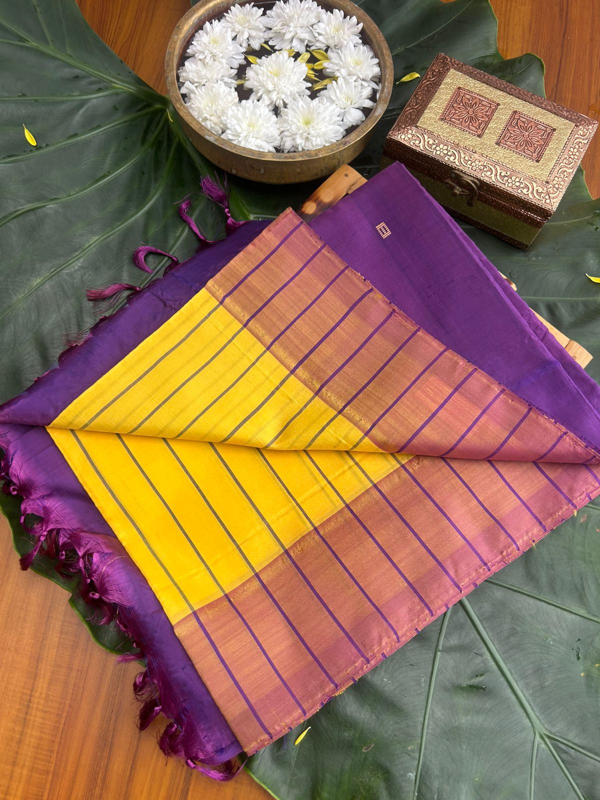 Vazhaipattu silk striped saree-without blouse