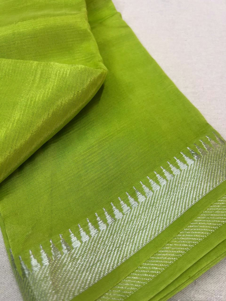 Mangalagiri silk  plain saree with blouse -nizam border|krisa